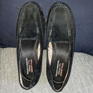 Skechers relaxed fit memory foam flats